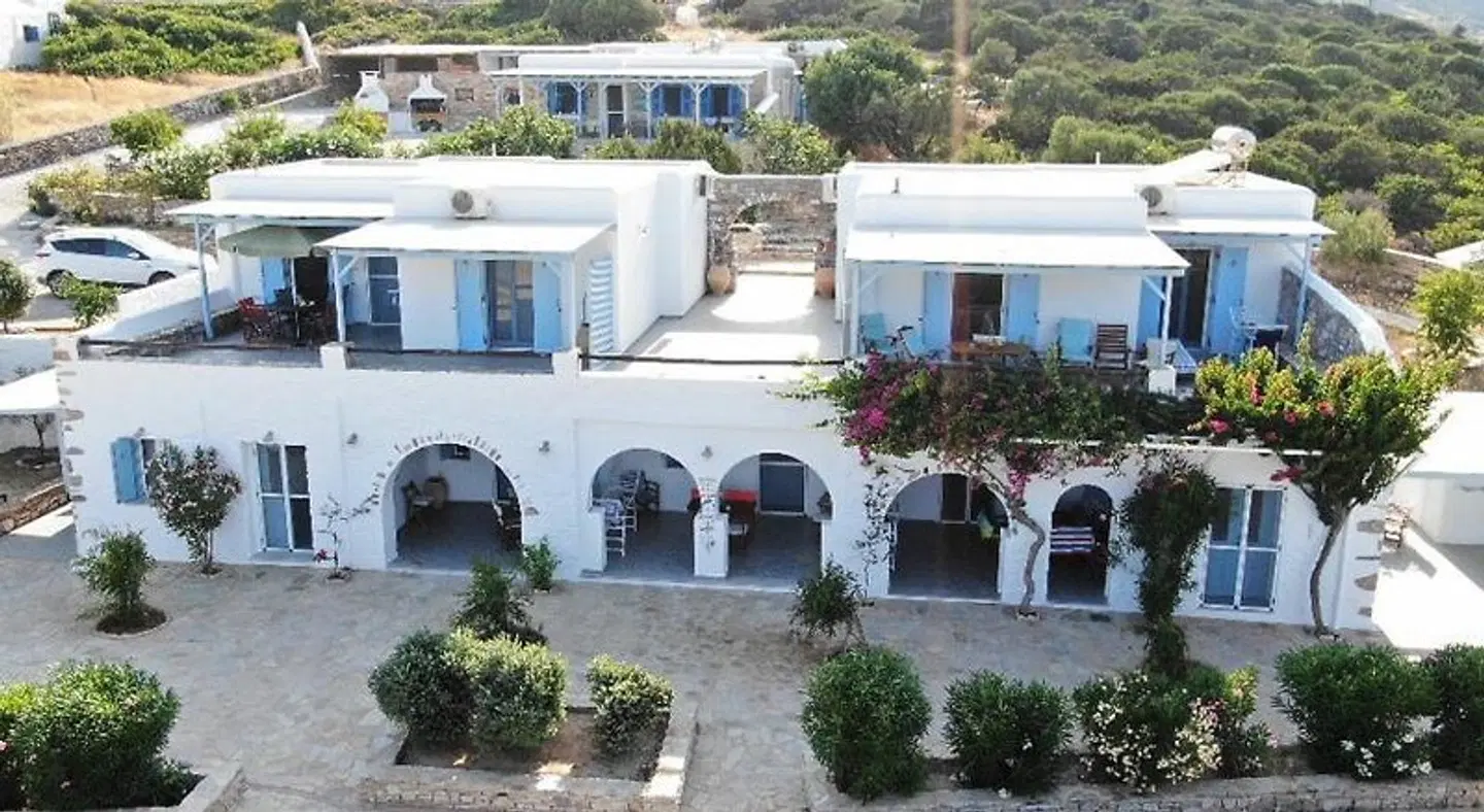 Ergina Summer Resort EXTERIOR