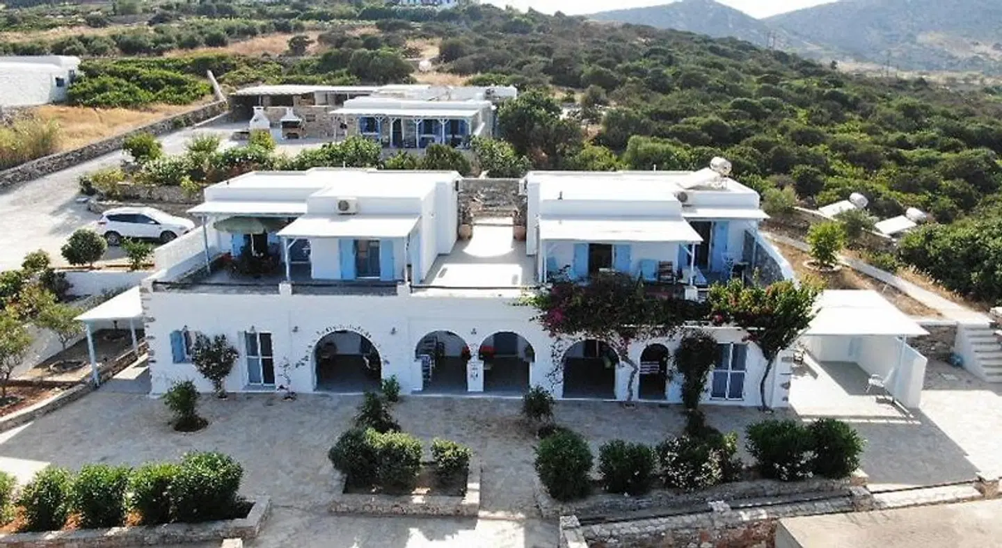 Ergina Summer Resort EXTERIOR