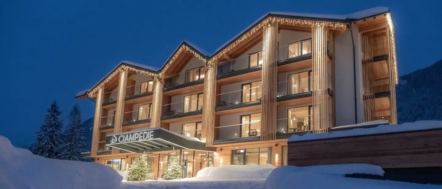 Ciampedie Luxury Alpine Spa Hotel EXTERIOR