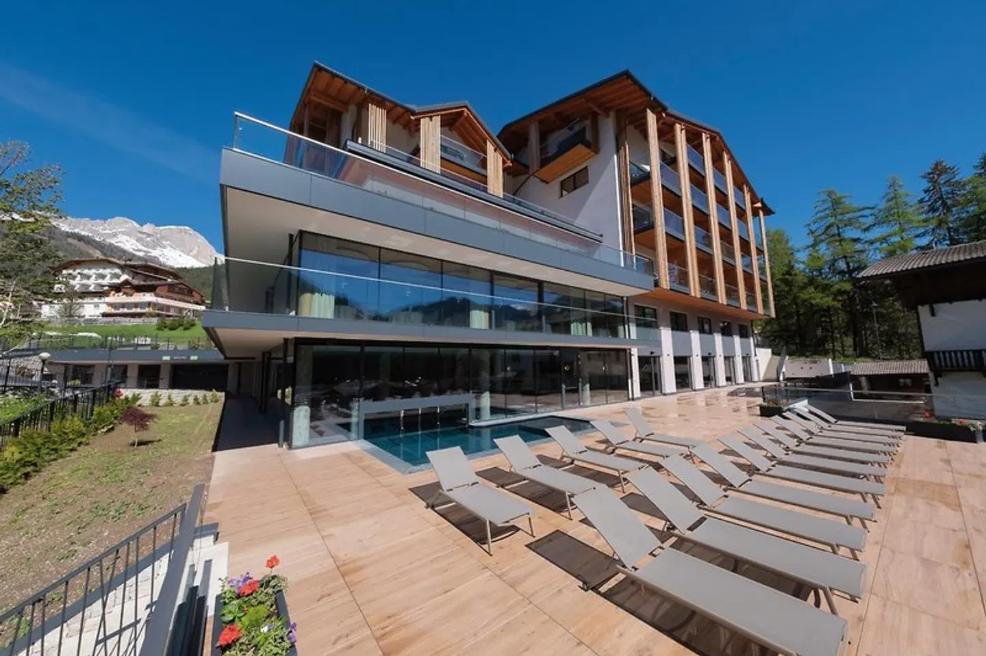 Ciampedie Luxury Alpine Spa Hotel Terrasse