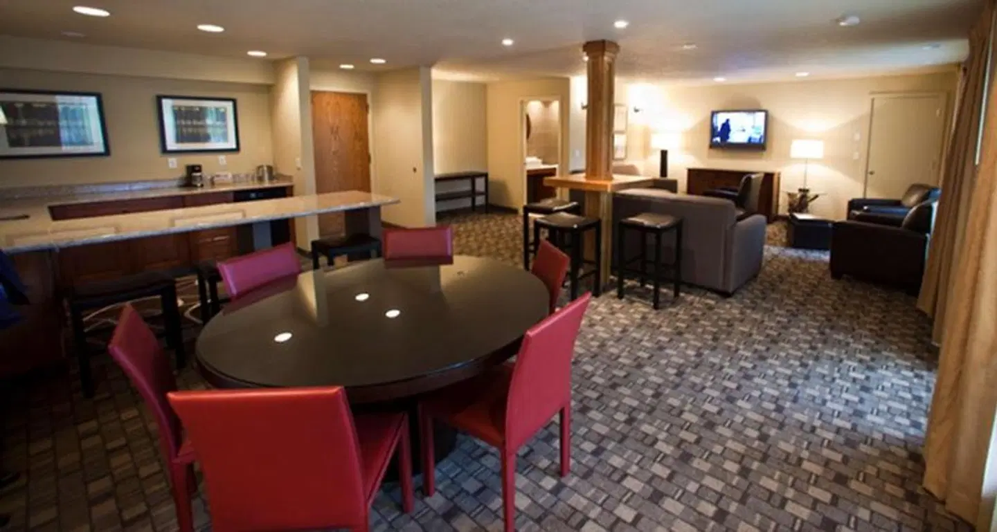 Mt Hood Oregon Resort, BW Premier Collection LOUNGE_LOBBY