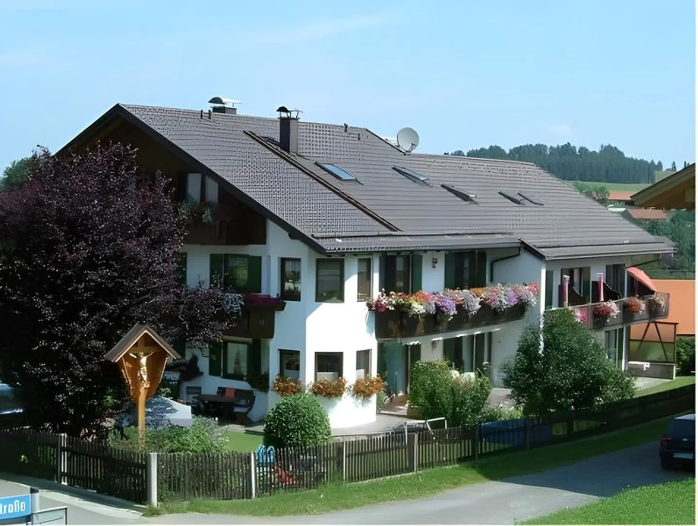 Alpina EXTERIOR