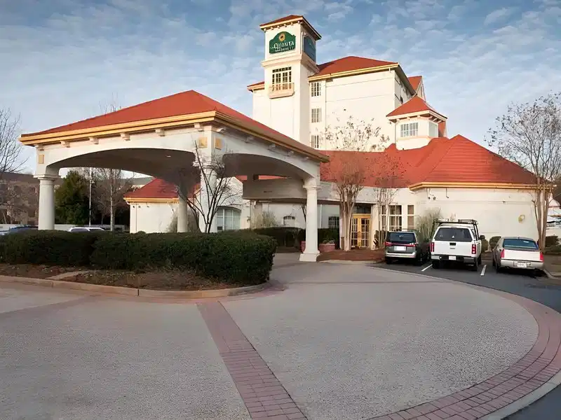 La Quinta Inn & Suites by Wyndham Charlotte Airport South – Hotelfoto