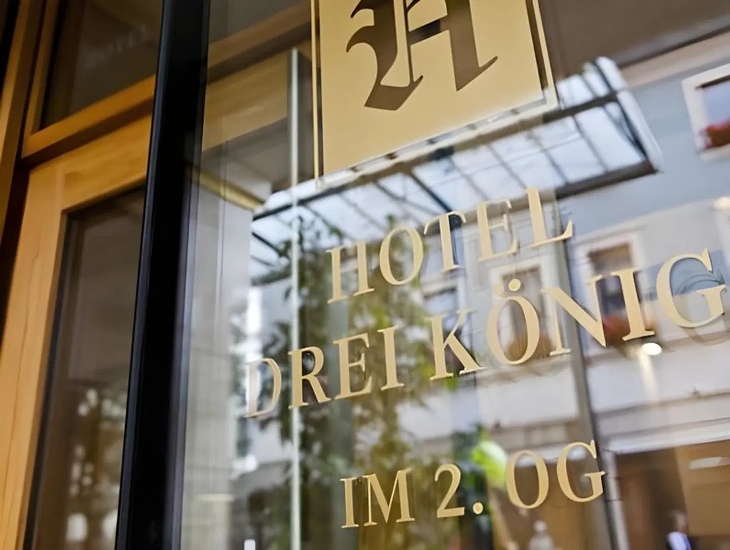 Hotel Drei König EXTERIOR