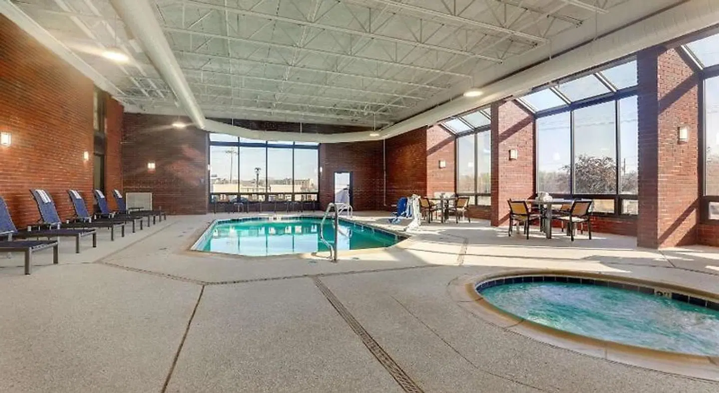 Drury Inn Paducah Hallenbad
