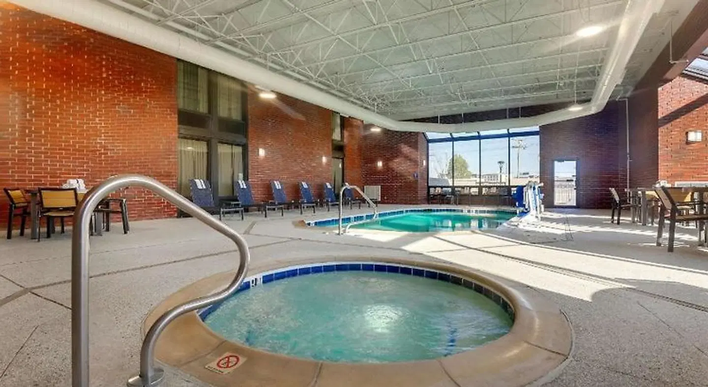Drury Inn Paducah Hallenbad