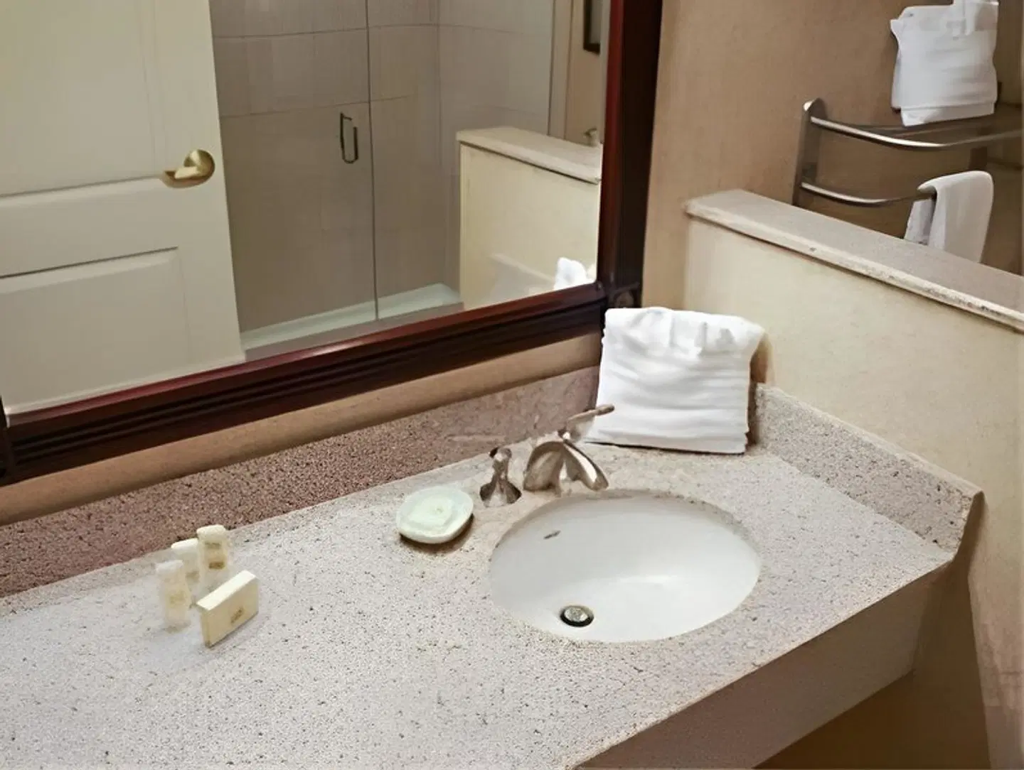 Courtyard by Marriott Charleston Mt. Pleasant Badezimmer