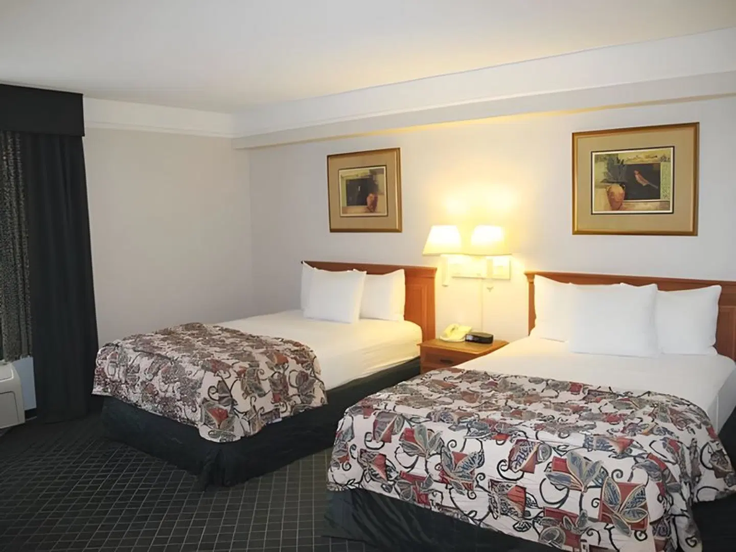 La Quinta Inn & Suites by Wyndham Mesa Superstition Springs ROOM_EXAMPLE
