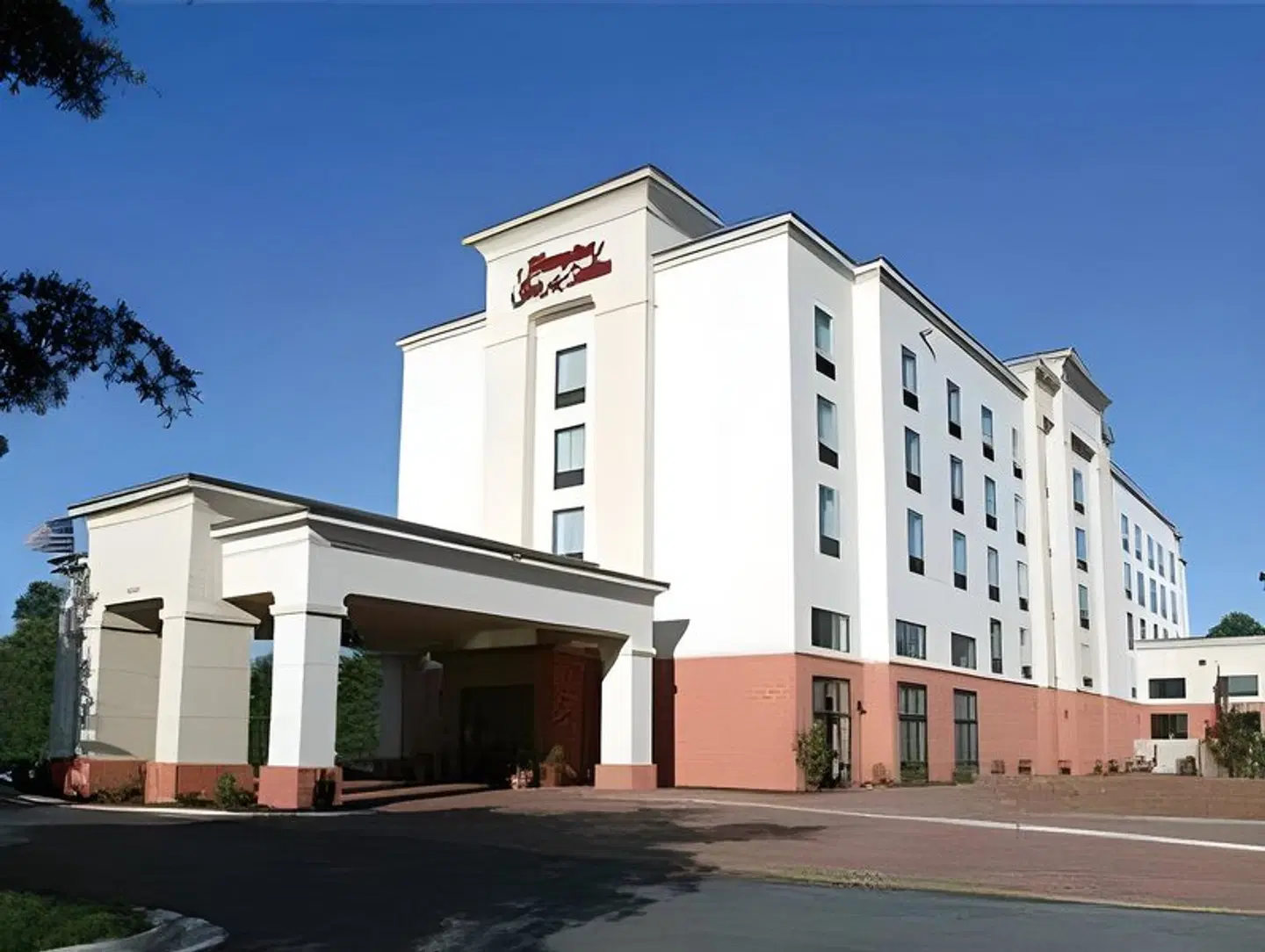Hampton Inn & Suites Chesapeake-Battlefield Boulevard EXTERIOR