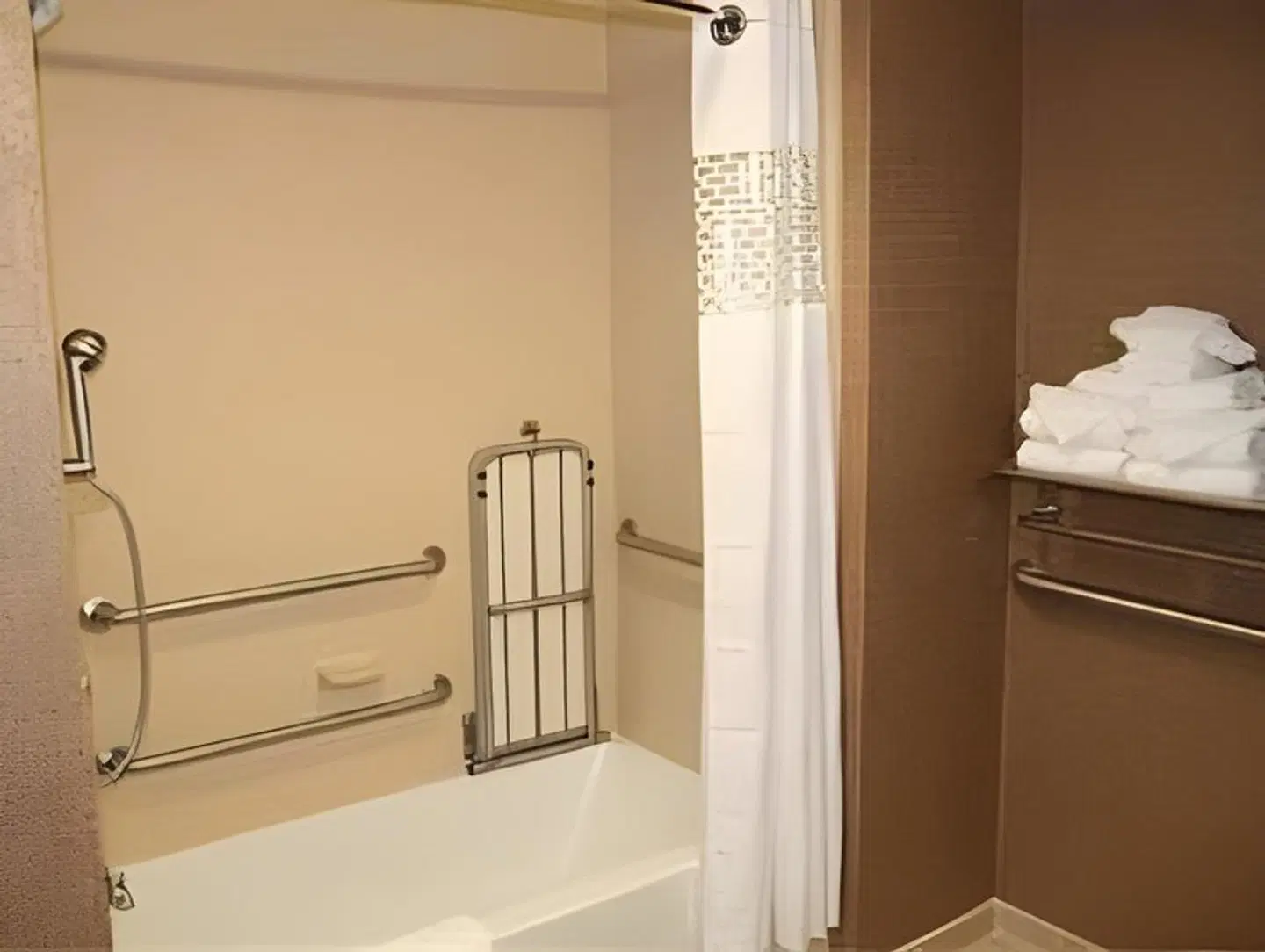 Hampton Inn & Suites Chesapeake-Battlefield Boulevard Badezimmer