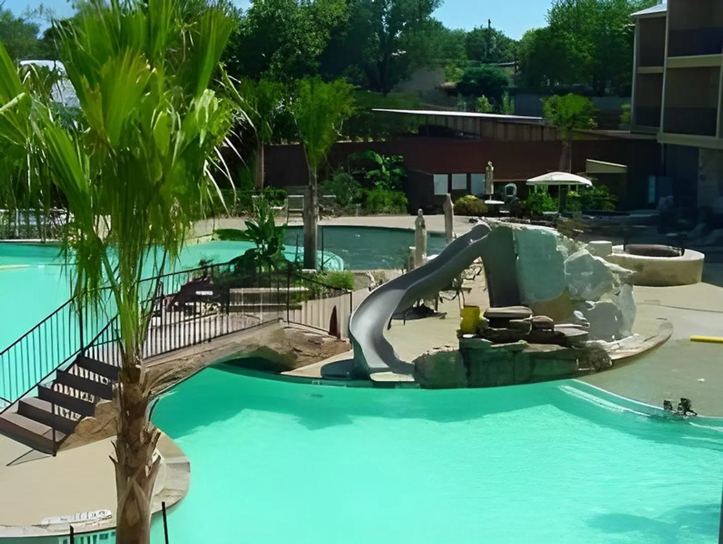 Holiday Inn Express & Suites Fredericksburg by IHG OUTDOOR_POOL