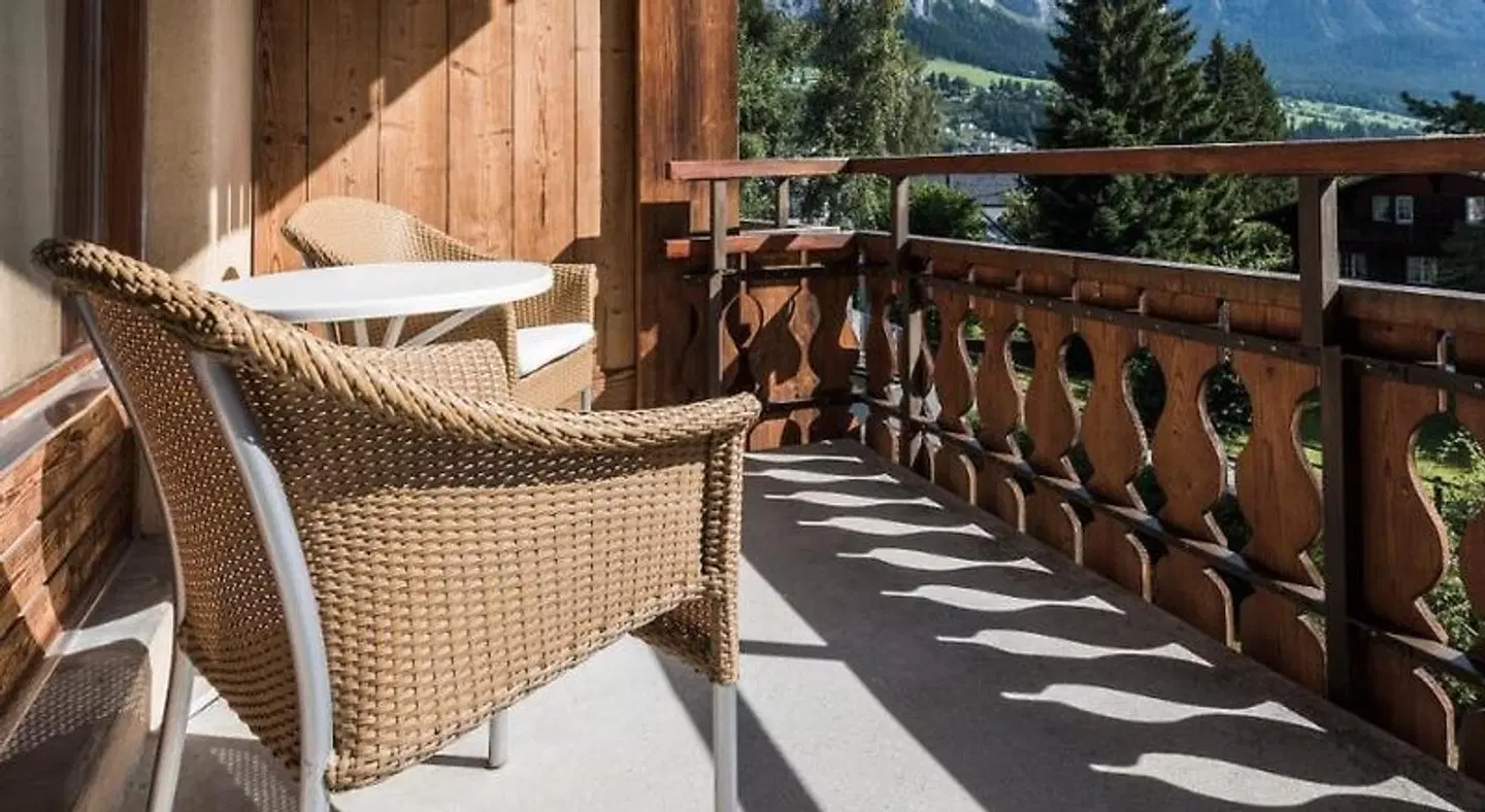 Soldanella by Hotel Adula Terrasse