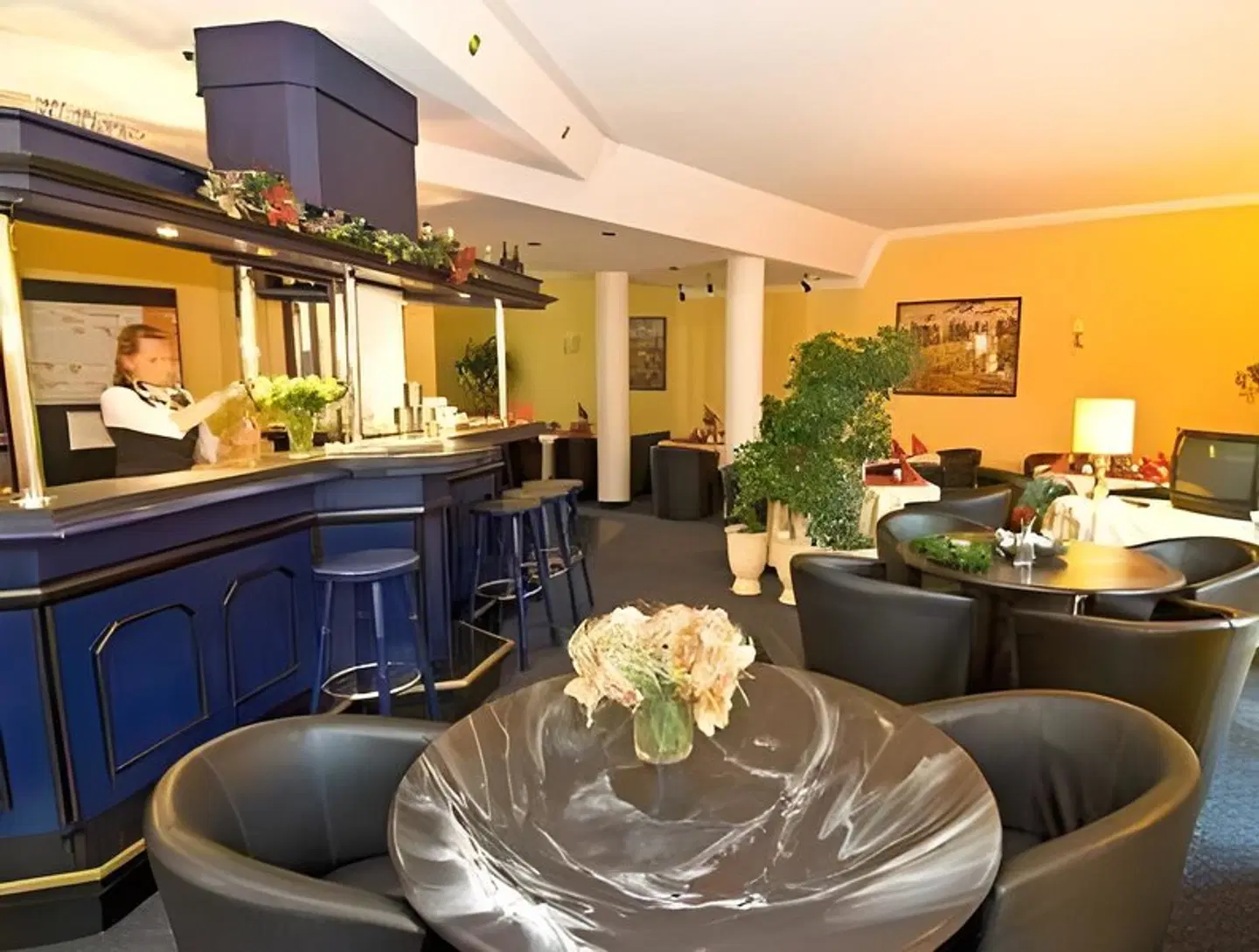 Hotel Mirage Bar
