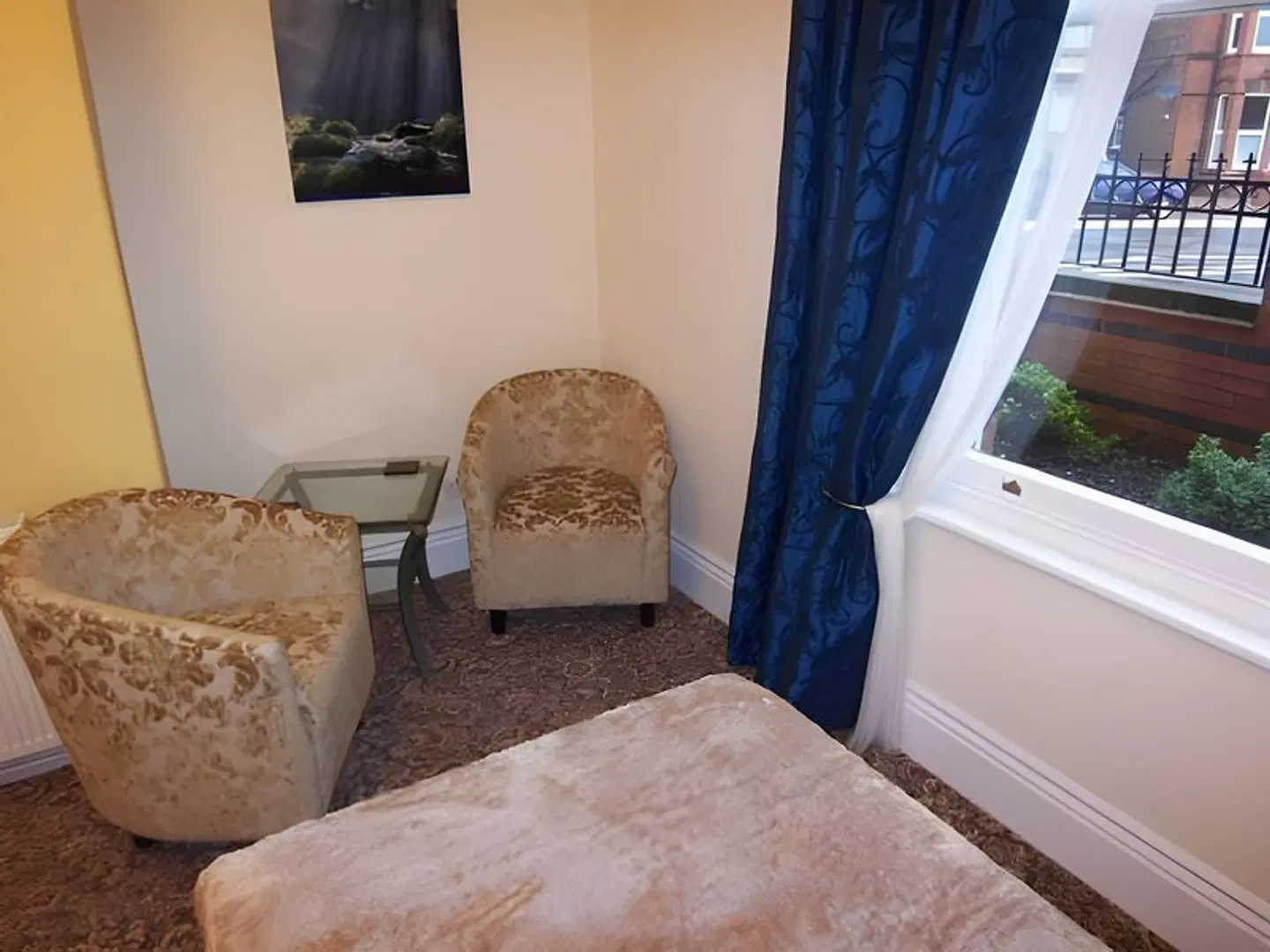 The Hollies ROOM_EXAMPLE