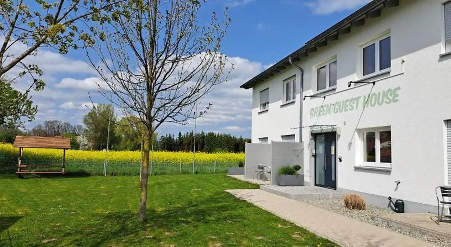 Green Guest House EXTERIOR