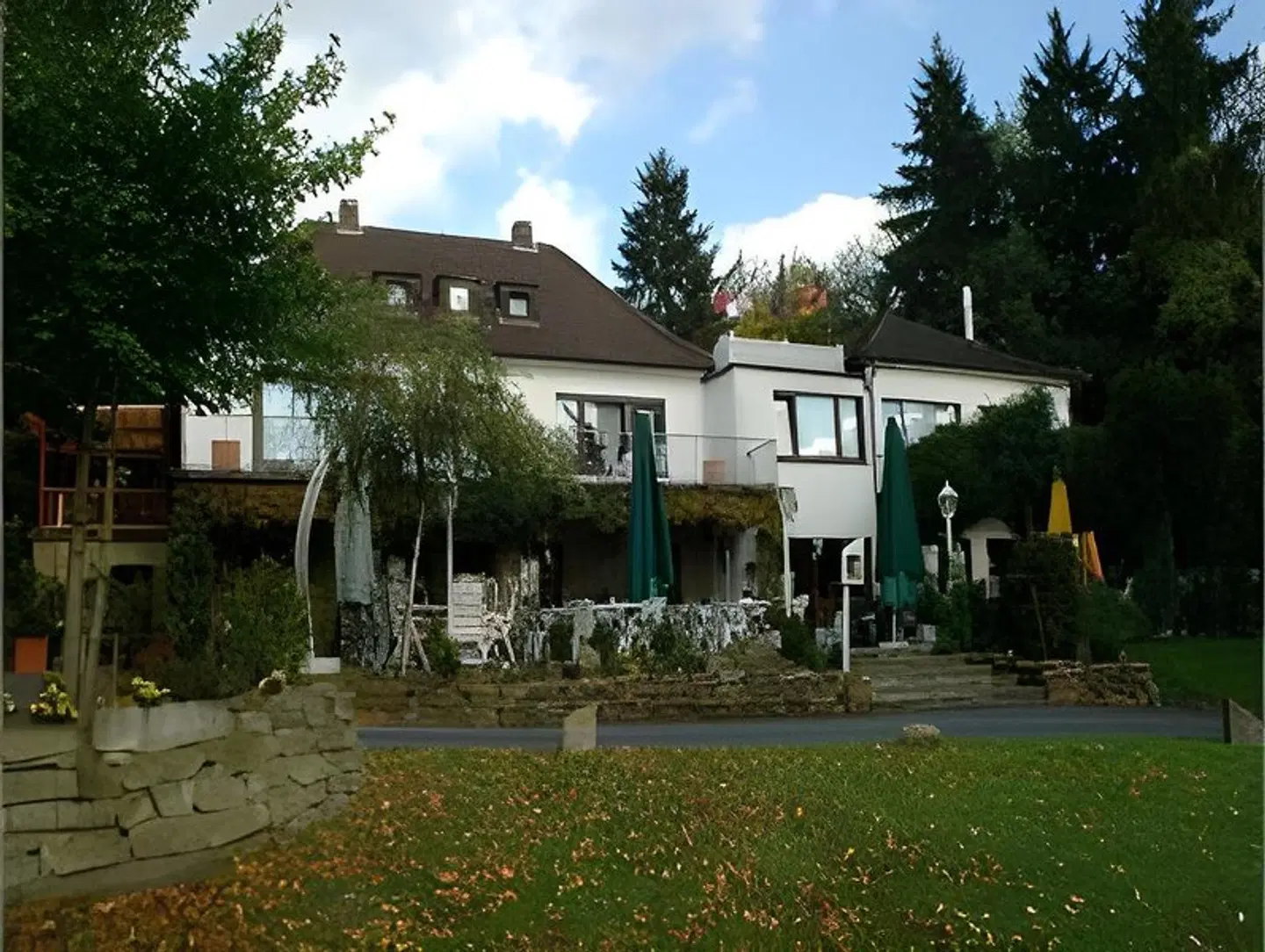 Waldschlößchen EXTERIOR