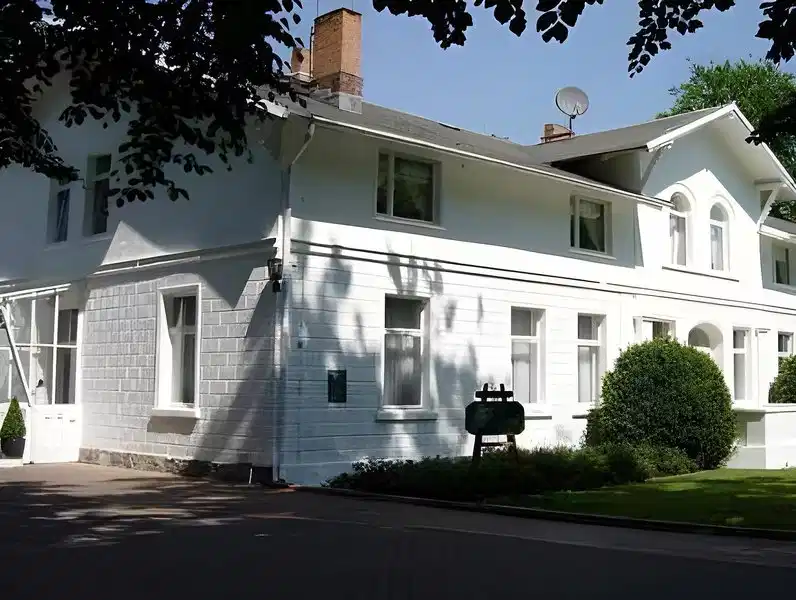 Weißes Schloß – Hotelfoto