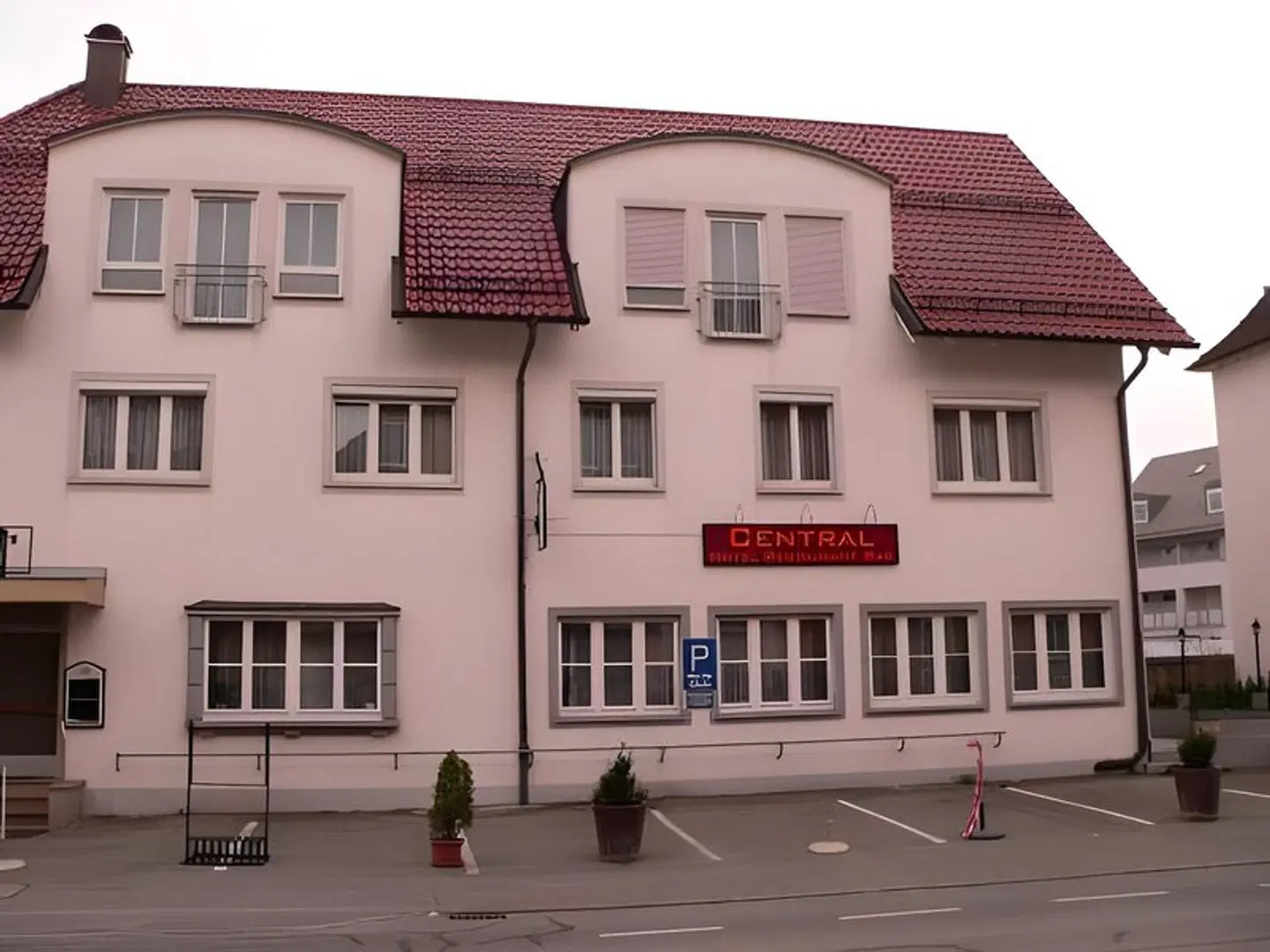 Central Hotel Friedrichshafen EXTERIOR
