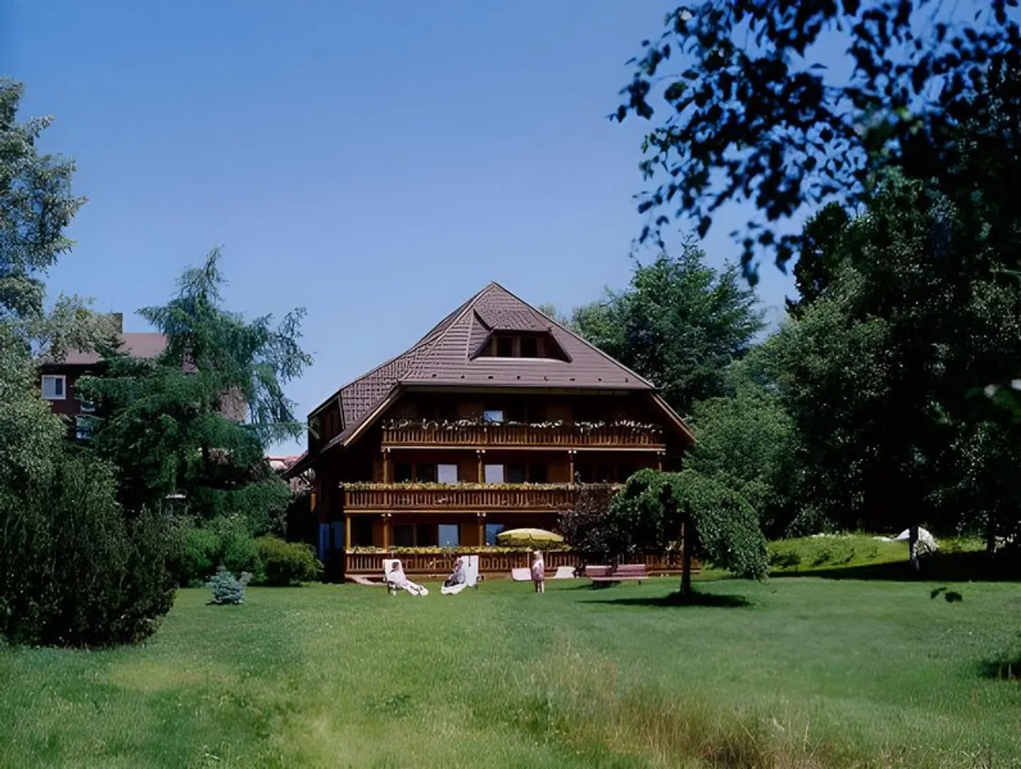 Imbery EXTERIOR