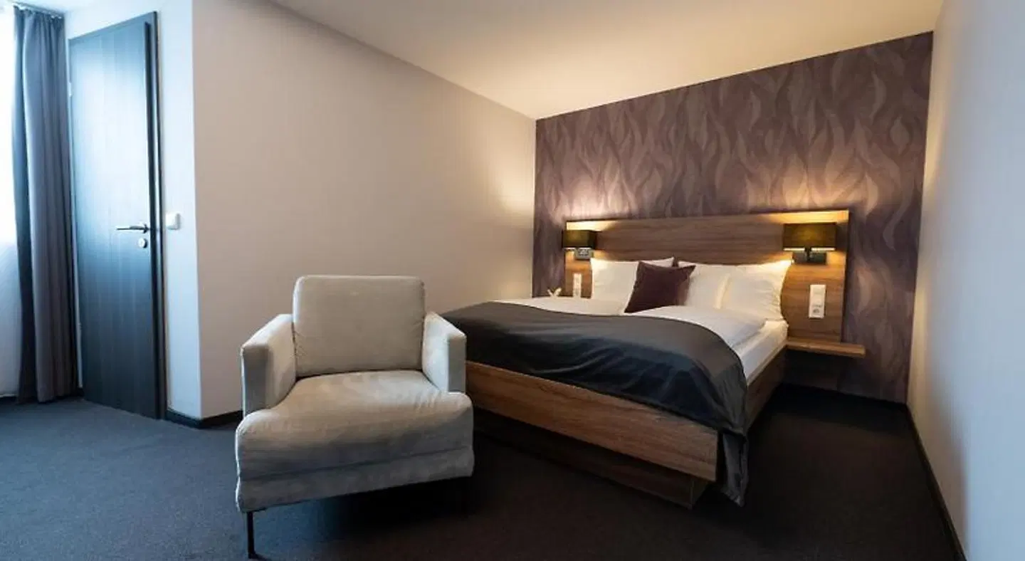 V Boutique Hotel Böblingen ROOM_EXAMPLE