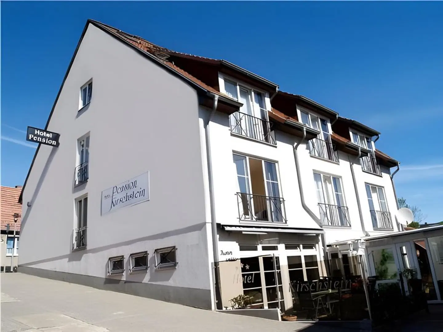 Kirschstein EXTERIOR