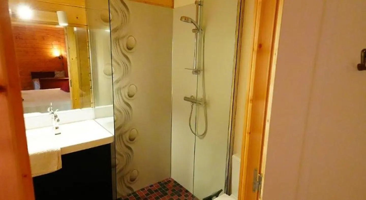 La Pierre Blanche Badezimmer