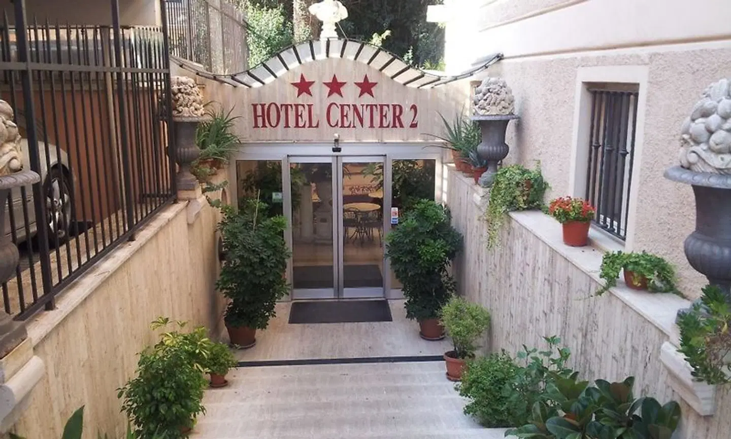 Hotel Center 1 EXTERIOR