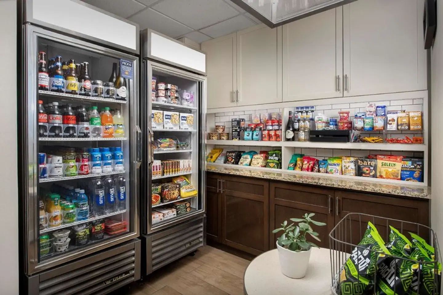 Homewood Suites by Hilton Hillsboro/Beaverton Bar