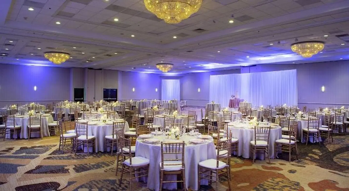 Embassy Suites by Hilton Portland Washington Square Restaurant