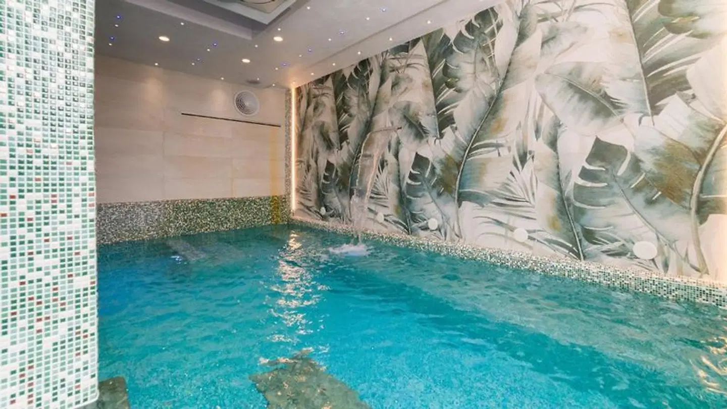 Hotel Center 1 Hallenbad