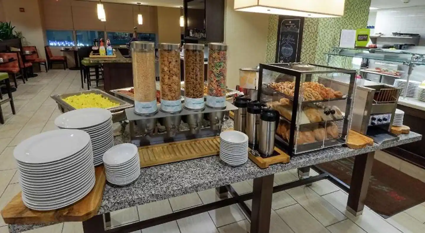 Hilton Garden Inn Buffalo Downtown Restaurant
