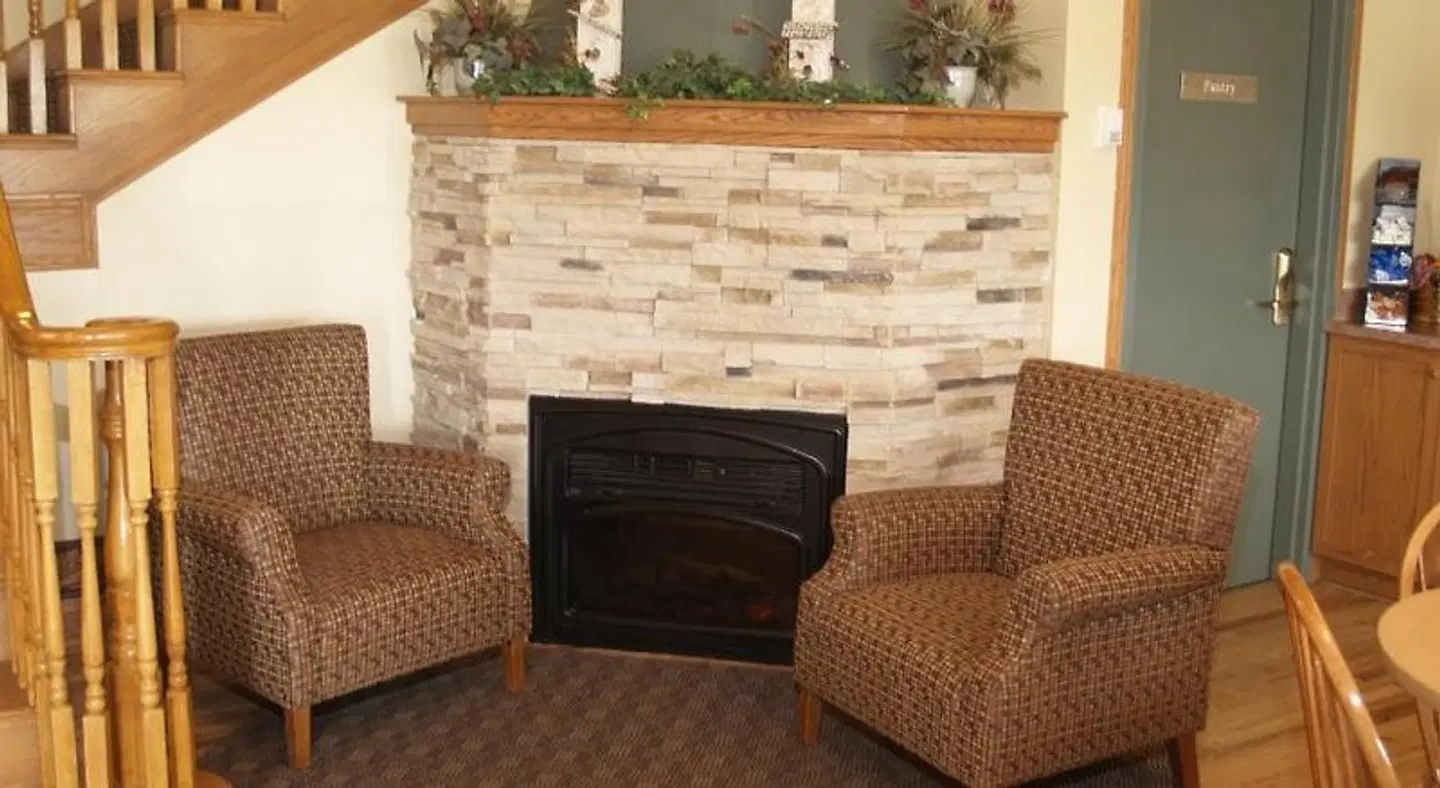 Lakeview Inn & Suites Brandon LOUNGE_LOBBY