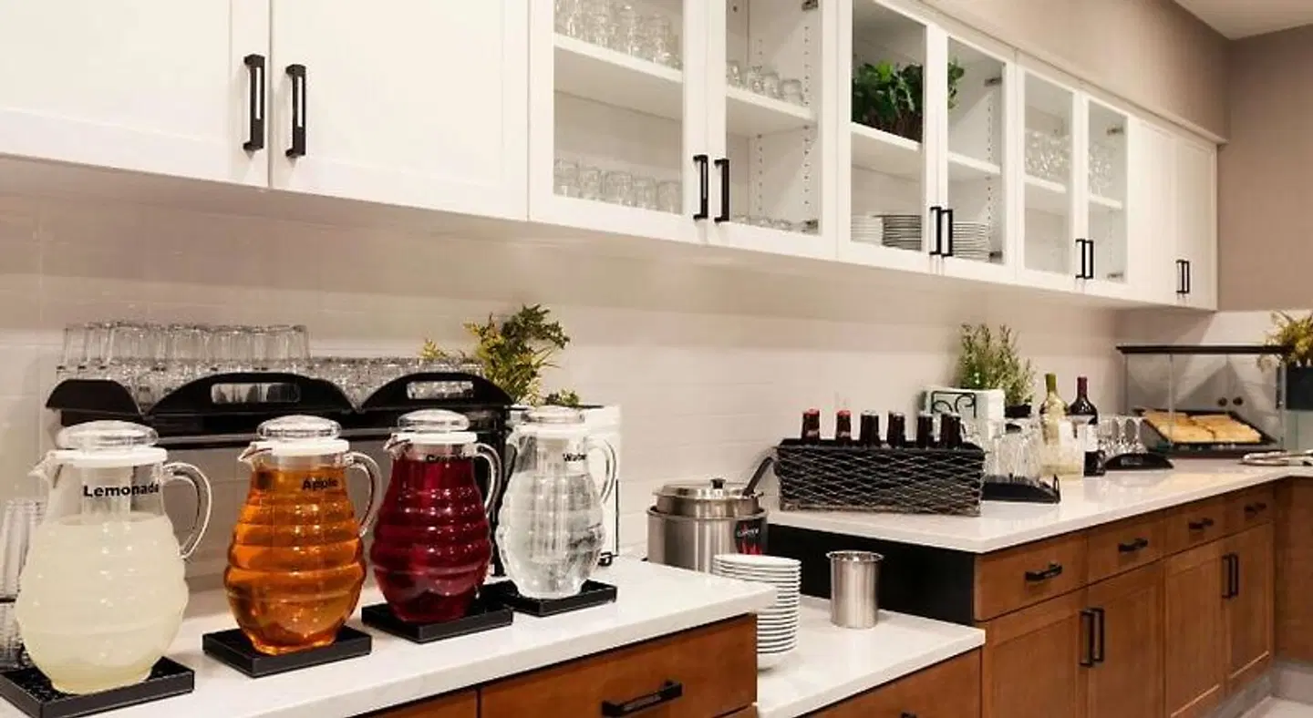 Homewood Suites by Hilton Syracuse - Carrier Circle Restaurant