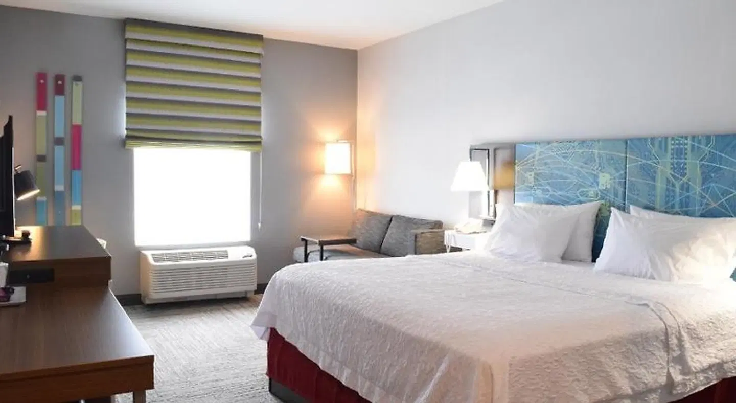Hampton Inn Buffalo-Hamburg ROOM_EXAMPLE