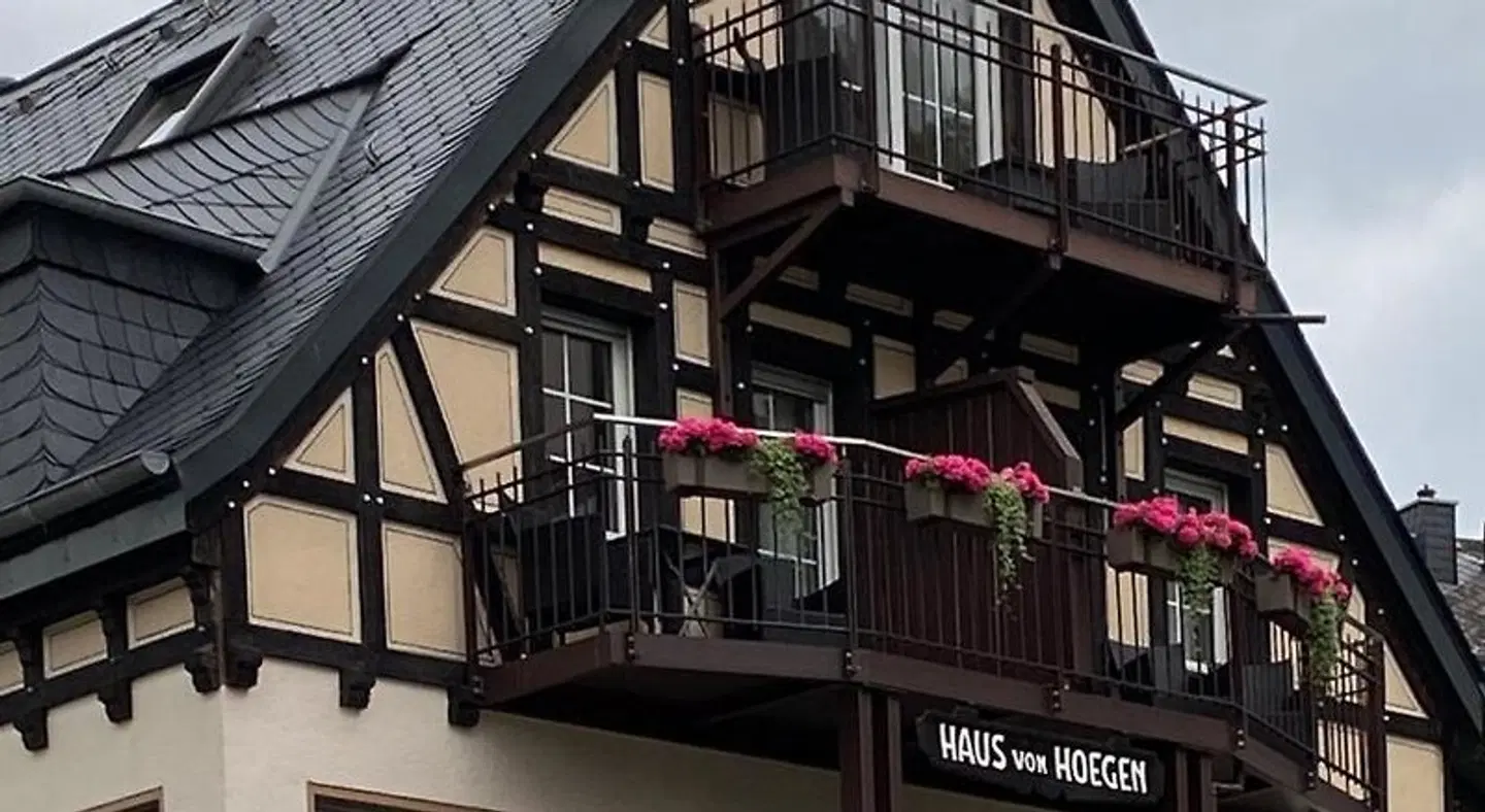 Haus von Hoegen EXTERIOR