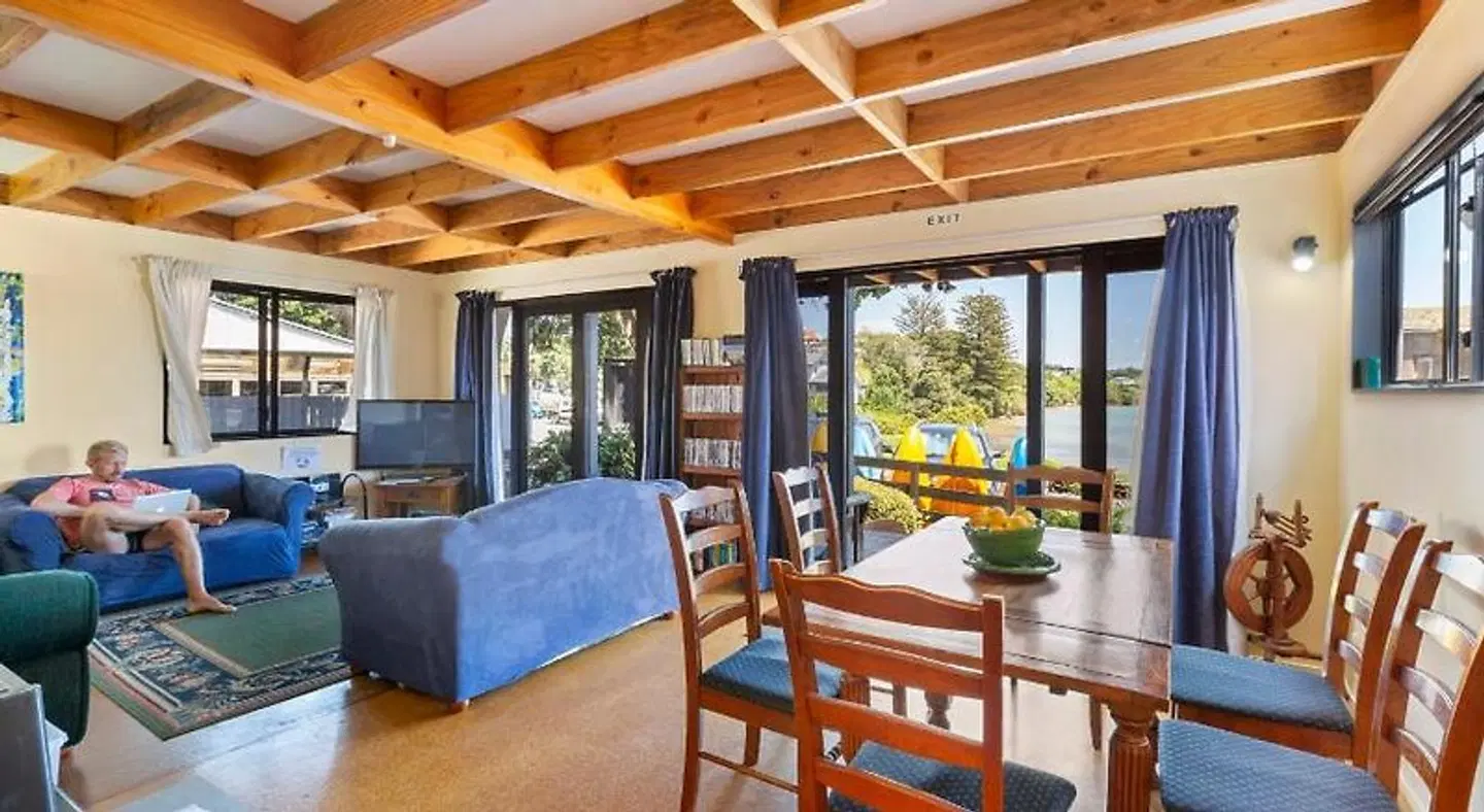 Raglan Backpackers ROOM_EXAMPLE