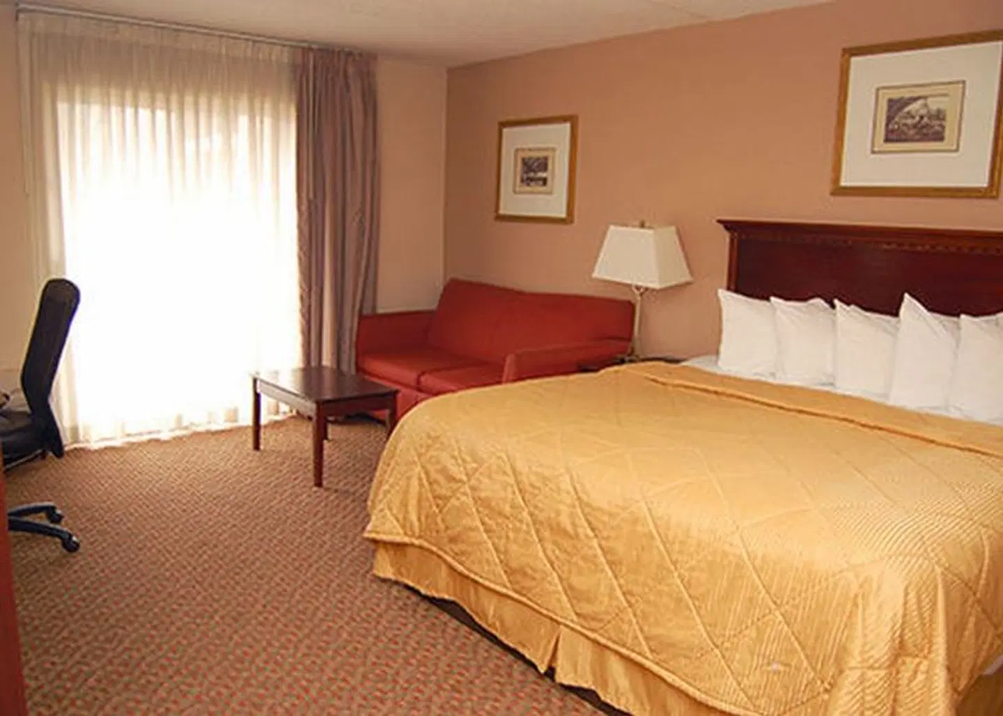 Red Roof PLUS+ & Suites Knoxville West-Cedar Bluff ROOM_EXAMPLE