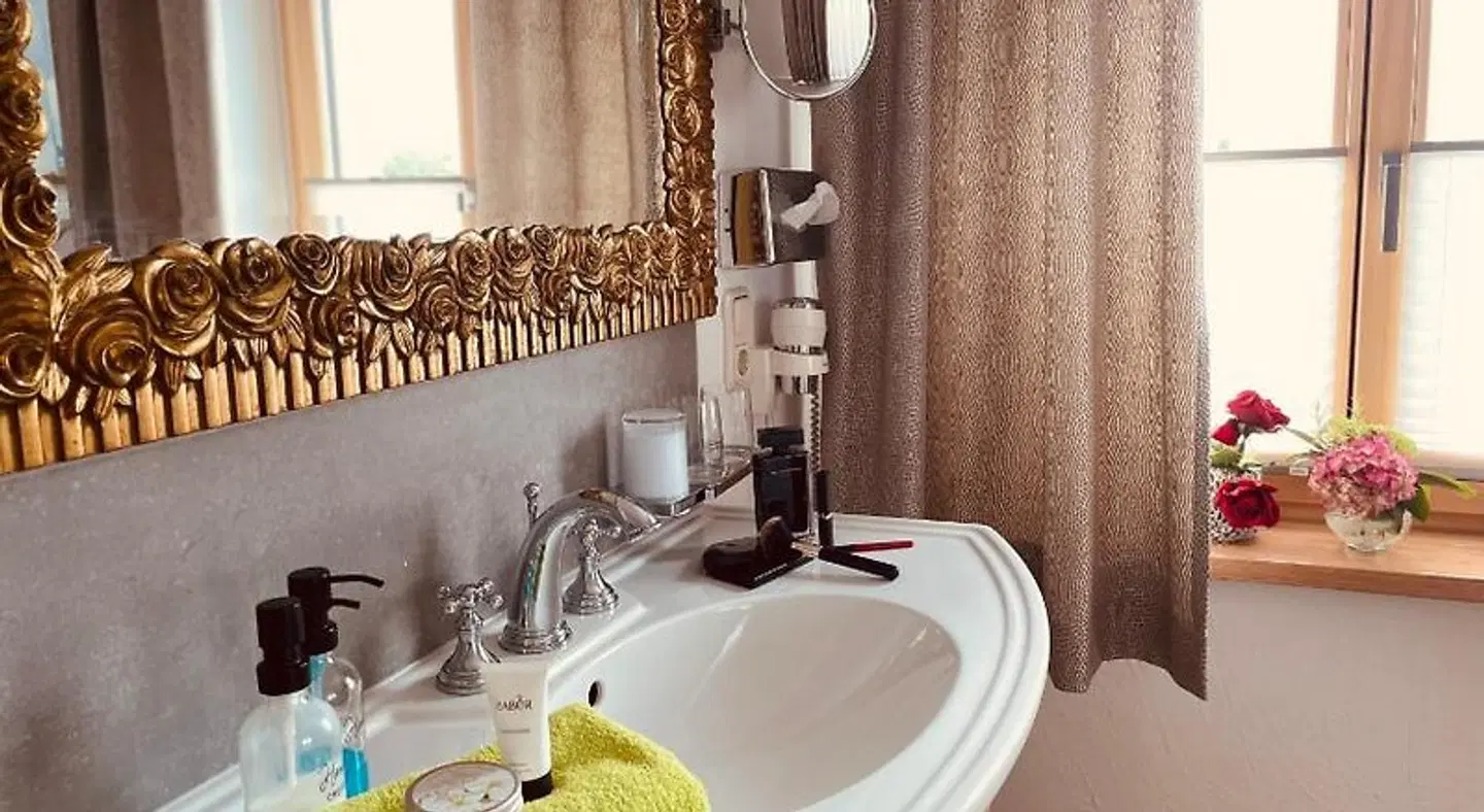 Zum Burgwirt Badezimmer