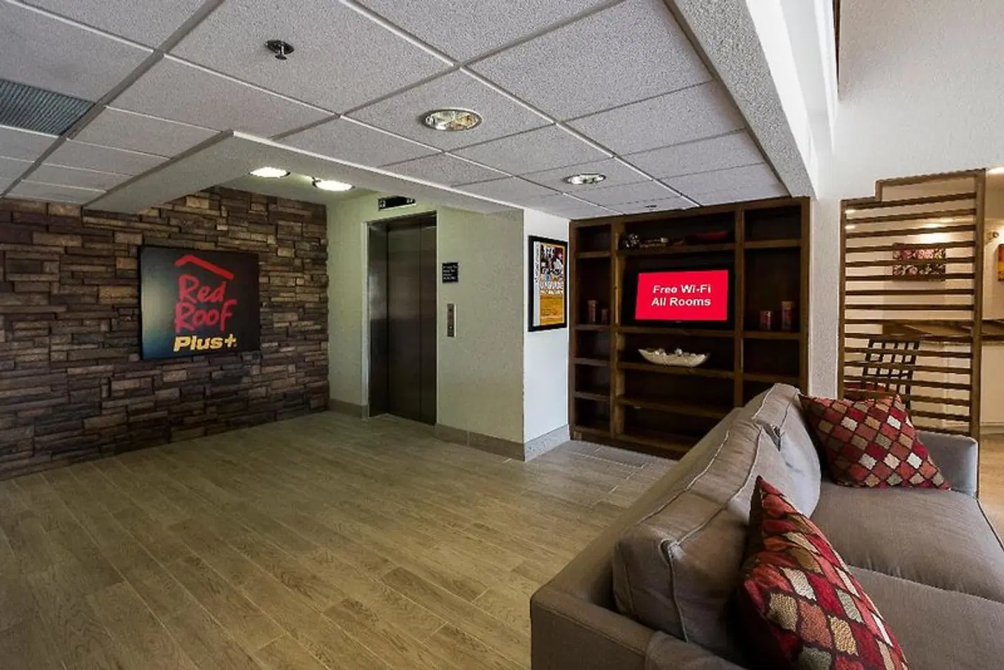 Red Roof Inn Houston Energy Corridor LOUNGE_LOBBY