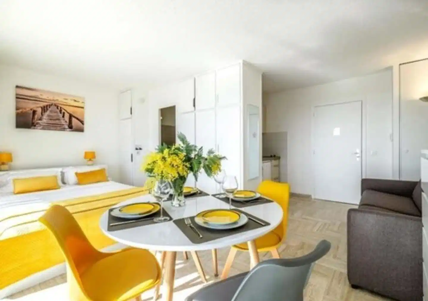Appart Hotel Mandelieu Wohnbeispiel