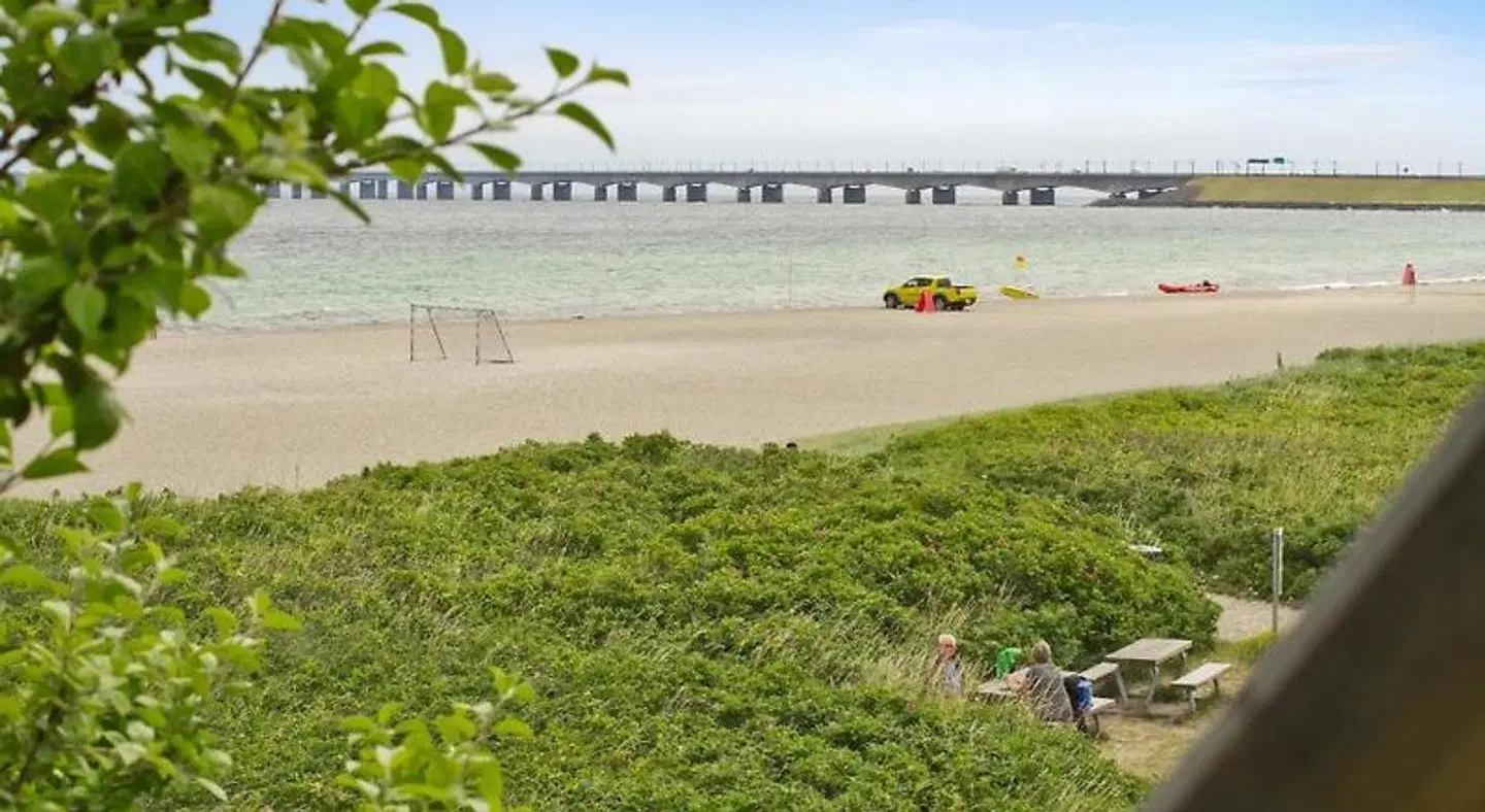 Skaerven Beachfront Condos and Cottage Strand