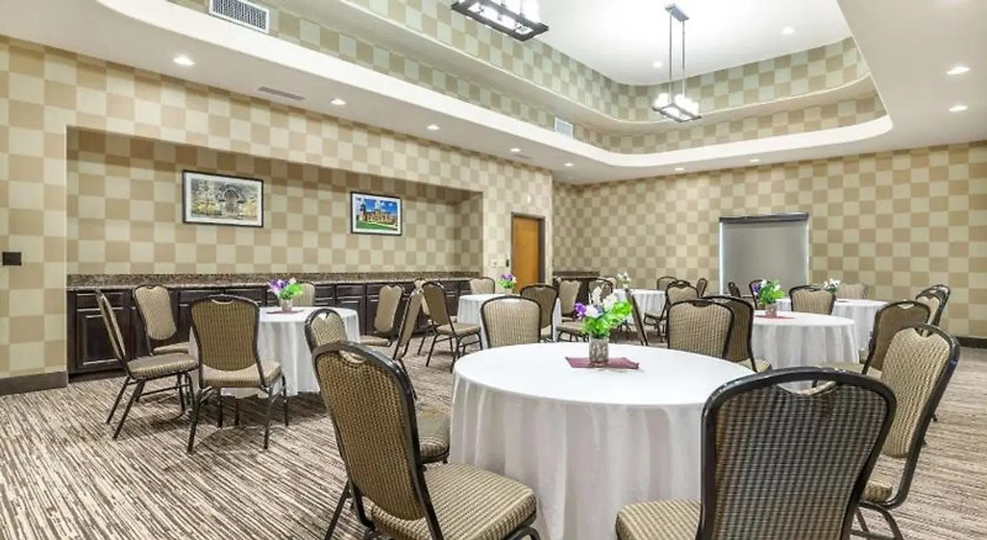 Best Western Plus Atrea Hotel and Suites Konferenz