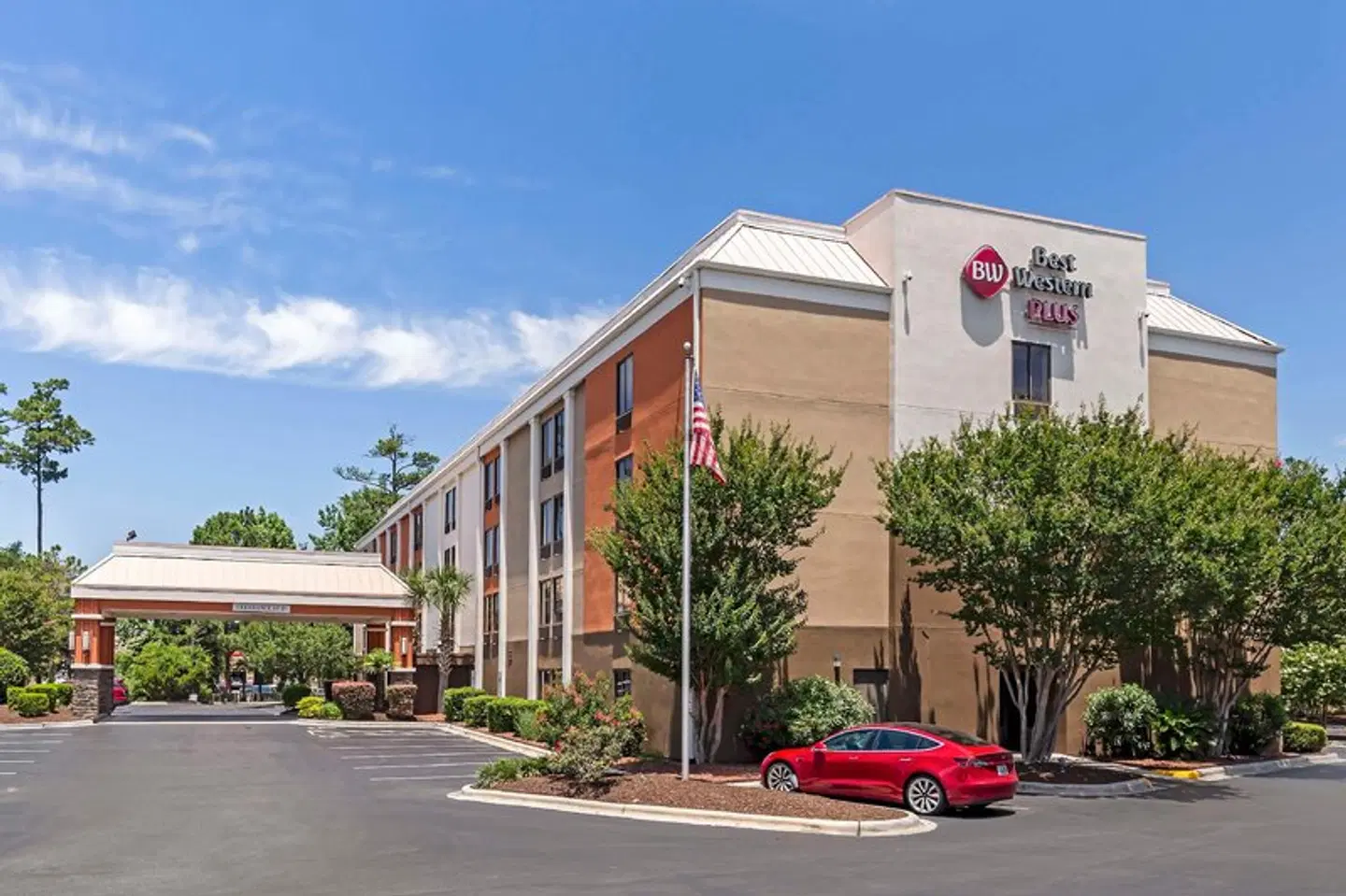 Best Western Plus Wilmington/Wrightsville Beach EXTERIOR