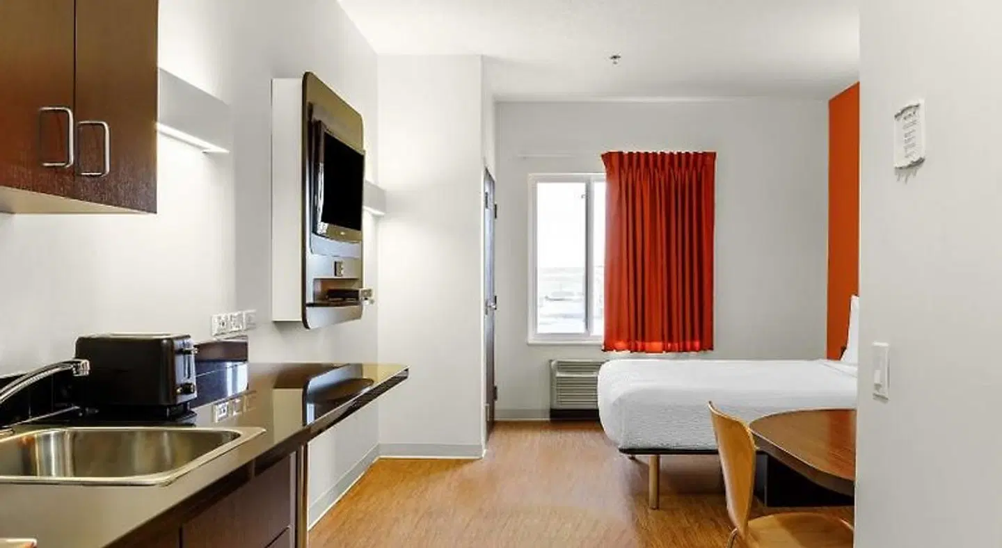 Motel 6 Swift Current, SK ROOM_EXAMPLE