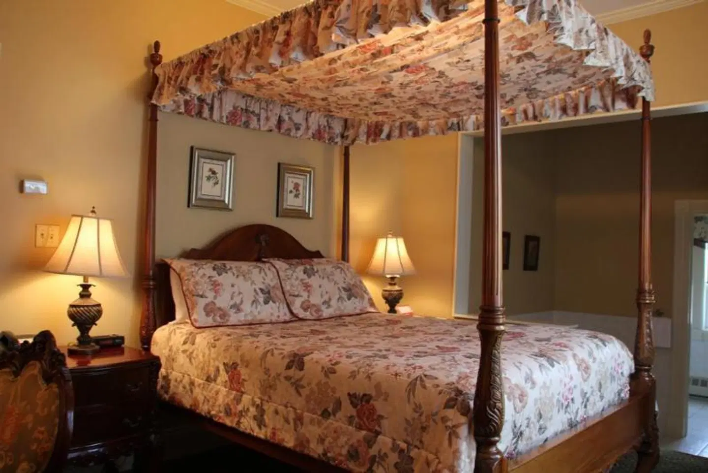Dundee Arms Inn ROOM_EXAMPLE