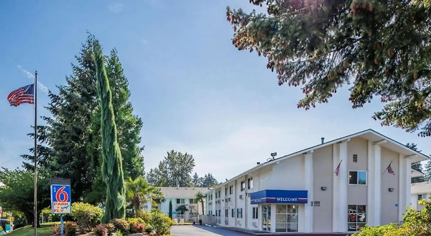 Motel 6 Seattle, WA - Sea-Tac Airport South EXTERIOR