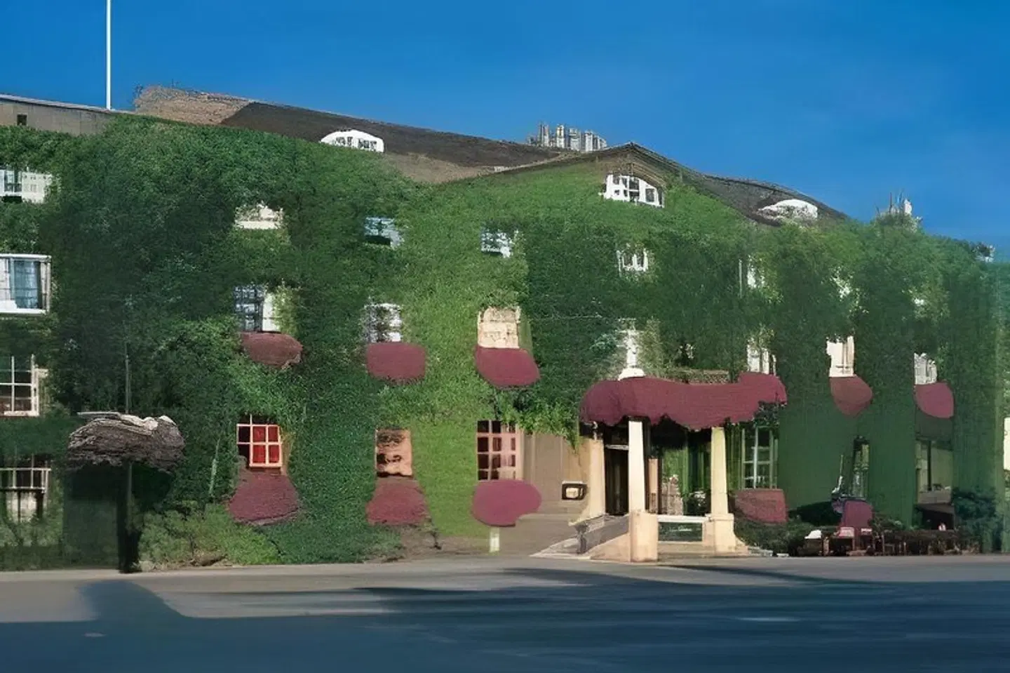 Angel EXTERIOR