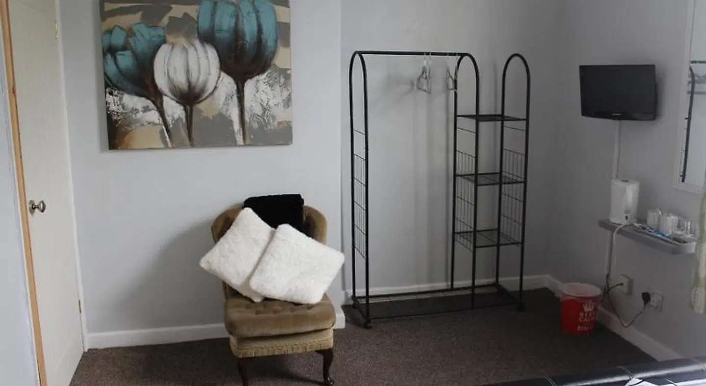 The Vale Apart Hotel ROOM_EXAMPLE