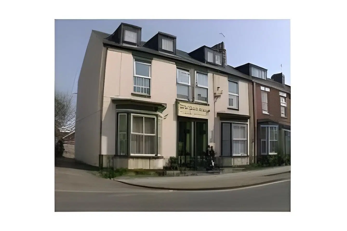 The Vale Apart Hotel EXTERIOR