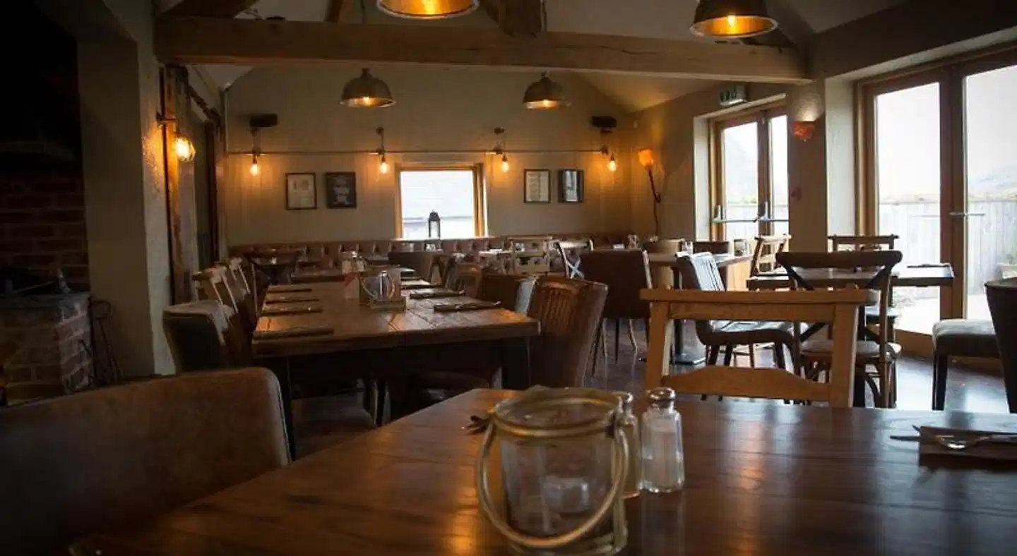Three Horseshoes Inn Restaurant